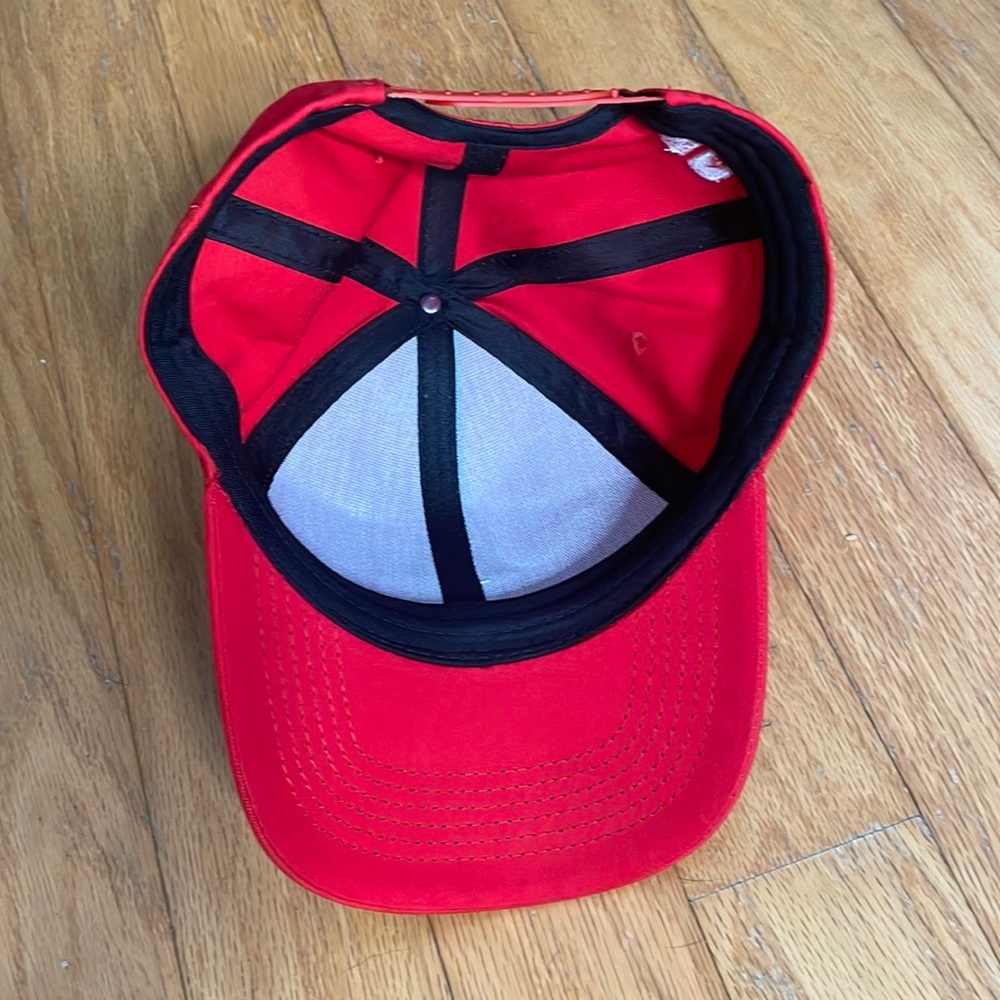 Nintendo Star Hat 🧢 - Picture 3 of 3